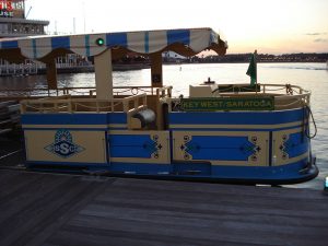 Walt-Disney-World-Friendship-Boat