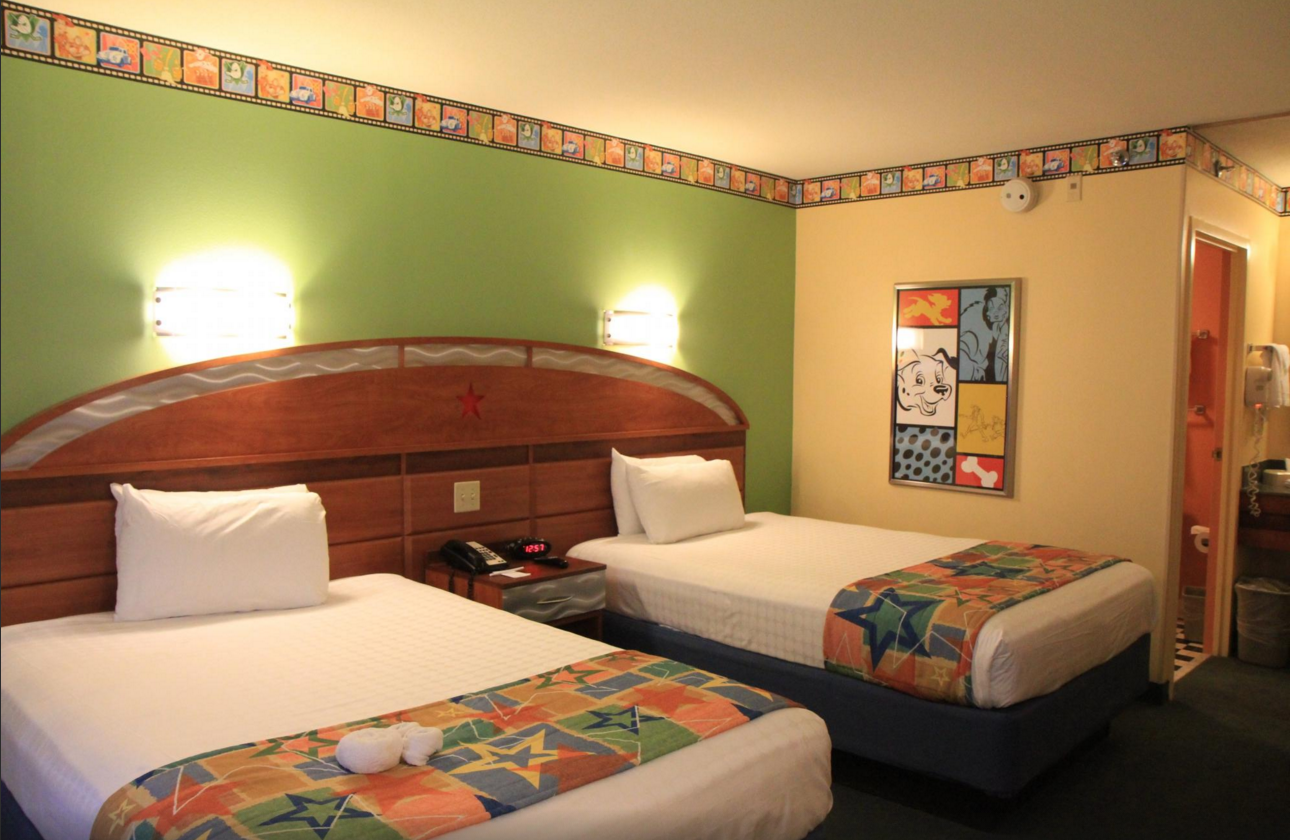 Can 5 people sleep in a 4 person room at Disney?