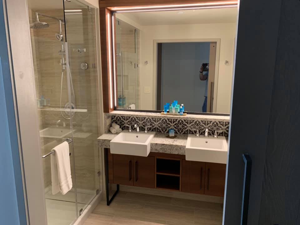 Bathroom in the Gran Destino Tower at Coronado Springs Resort