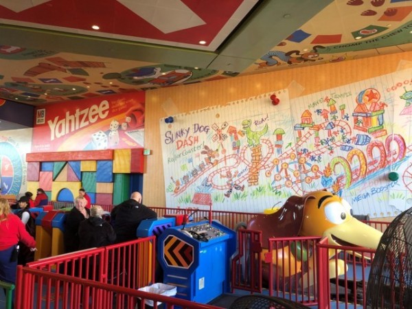 hidden mickey slinky dog dash