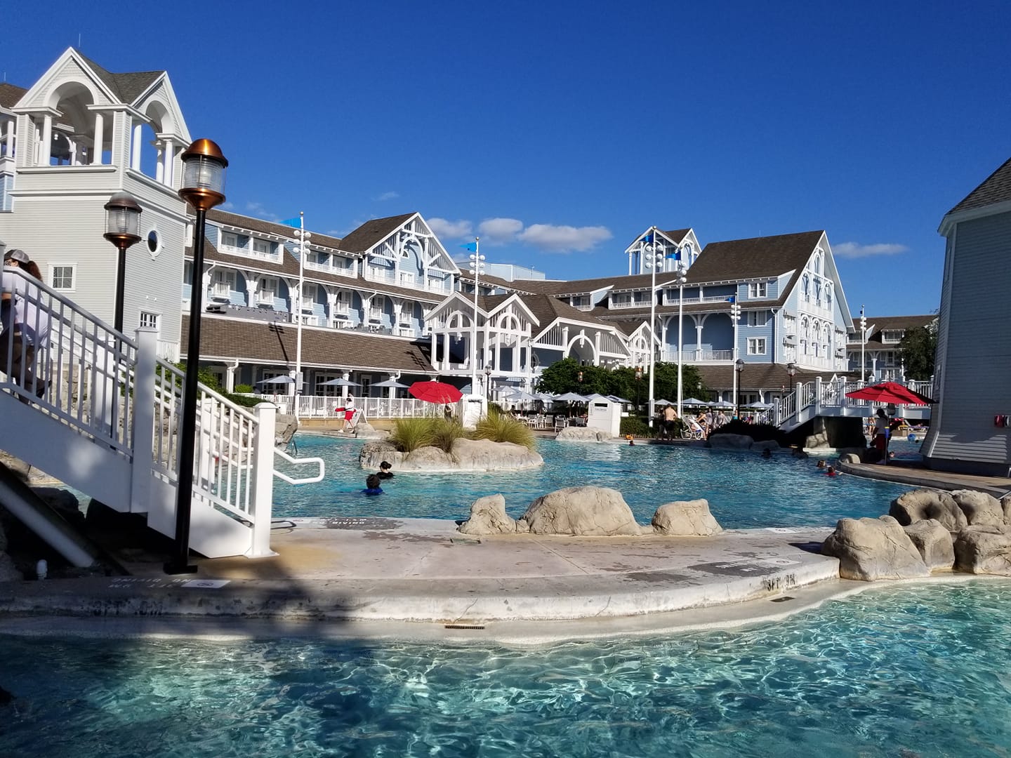 disney yacht club pool bar