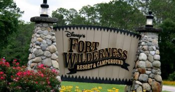 Disney’s Fort Wilderness Resort (Cabins and Campsites) Disney's Fort Wildernes Resort